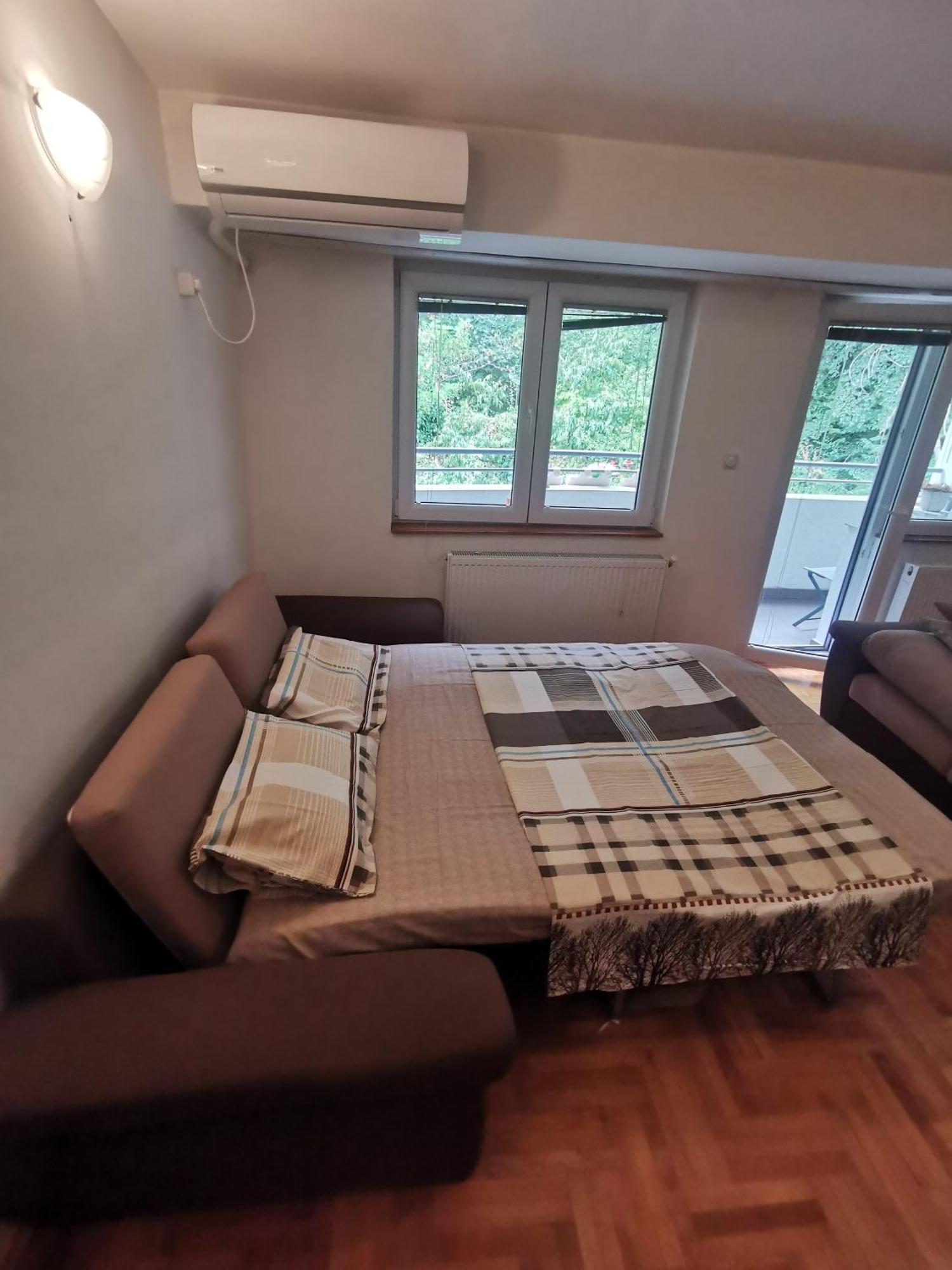 Ferienwohnung Zagrebska Flat Skopje Exterior foto